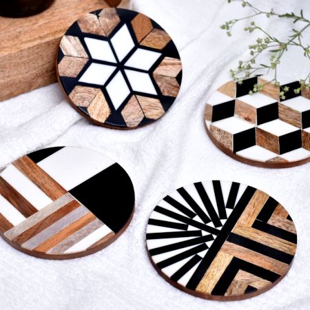 Handmade Black and Brown Round Resin Set of 4 Decorative Table Coasters